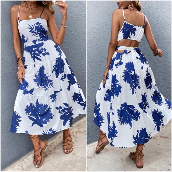 BellanBlue Dresses & Skirts - Boho Floral Tropical Print Cut out Maxi Dress